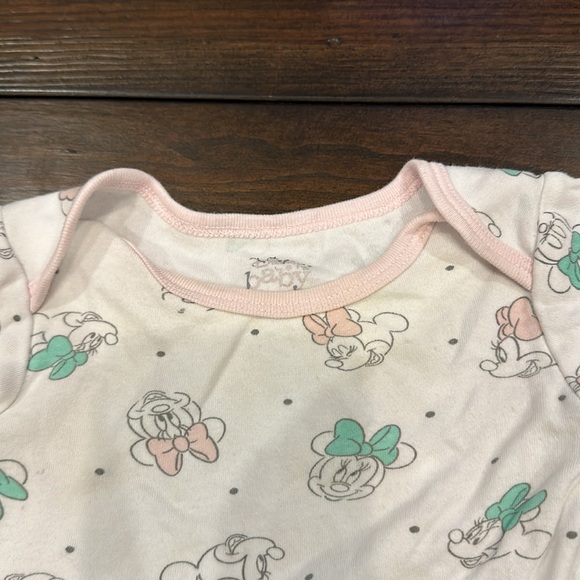 Minnie Mouse Bodysuit - 3-6M - Picture 3 of 3